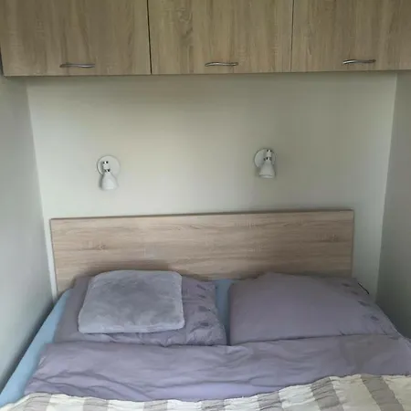 Apartament Apartament Z Osobną Sypialnią I łazienką Z Oknem *