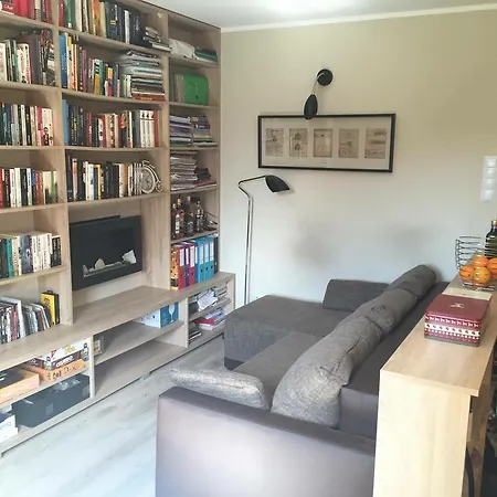 Apartament Z Osobną Sypialnią I łazienką Z Oknem *